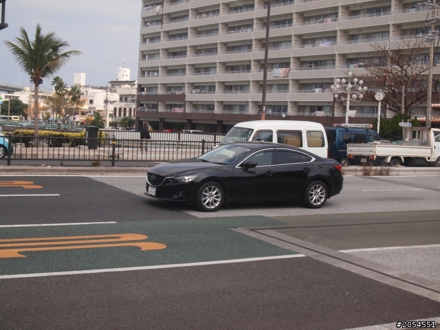 日本當地都五門小車主流