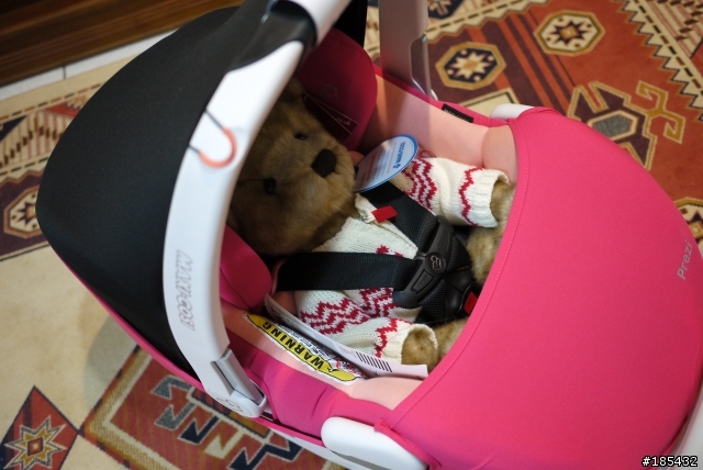 開箱Bugaboo bee plus推車 2014/2013 以及Maxi Cosi Prezi Infant Seat提籃開箱