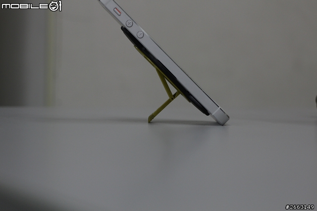 【試用開箱文】Zerochroma手機轉盤立架通用型之iPHONE5測試