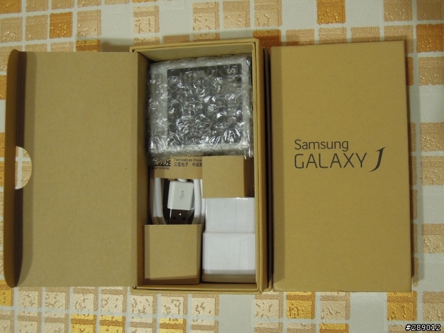 Samsung GALAXY J 生活就是玩樂~開箱、一週體驗心得