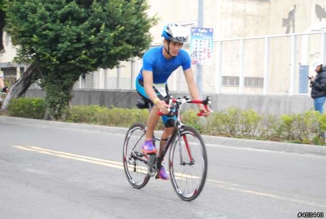 2014年3/9高雄愛河鐵人賽自行車起點出發照片