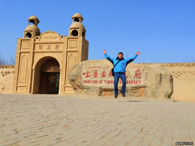 絲路思路 . 一個人旅行 . 穿越時空千里