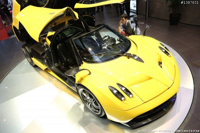 義大利精品超跑 Pagani Huayra& Zonda Revolucion圖多分享