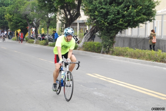 2014年3/9高雄愛河鐵人賽自行車起點出發照片