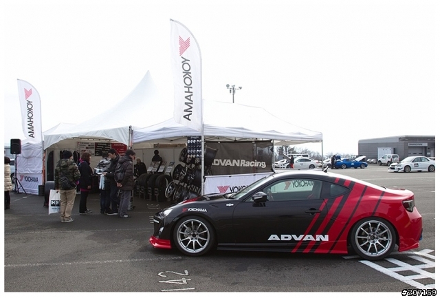 [分享] 不斷駕馭前進 17吋 Advan RZ For VW Golf