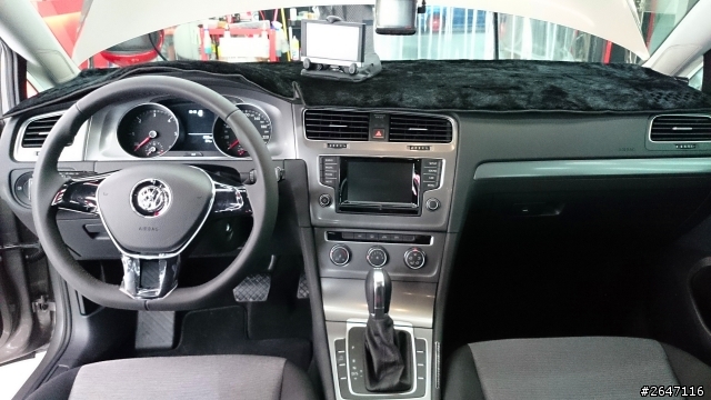 【開箱】正14 Golf 7 1.6TDI +定速+17吋GTI鋁圈+新車鍍膜 (圖多)