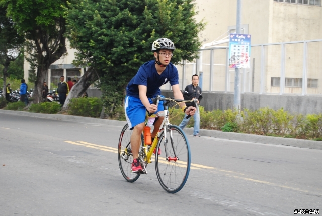 2014年3/9高雄愛河鐵人賽自行車起點出發照片