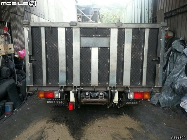 公司新進員工 HINO 300 3.5噸 正式上班!