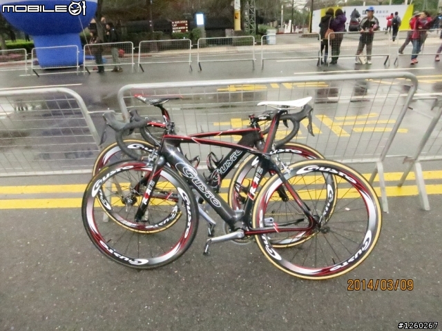 熱鬧的 2014自行車環台賽 第一站台北