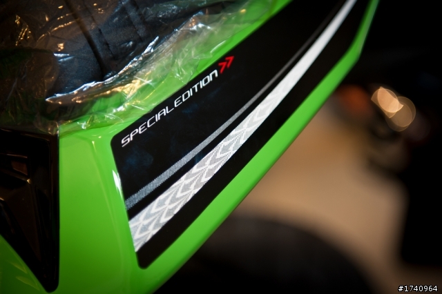 Kawasaki Ninja Z1000SX 開箱!! [警告：圖多慎入]