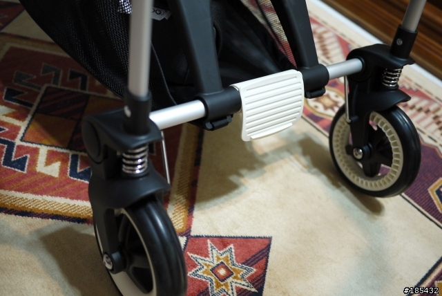 開箱Bugaboo bee plus推車 2014/2013 以及Maxi Cosi Prezi Infant Seat提籃開箱