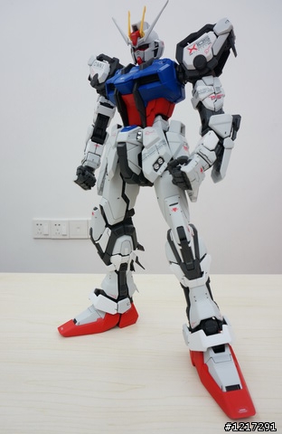 PG 1/60 Strike Gundam