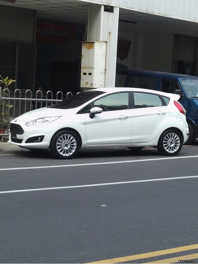 fiesta 新款