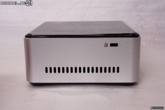 Intel NUC D34010WYKH開箱
