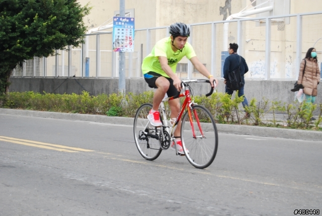 2014年3/9高雄愛河鐵人賽自行車起點出發照片