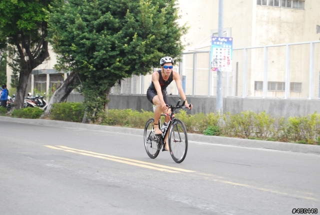 2014年3/9高雄愛河鐵人賽自行車起點出發照片