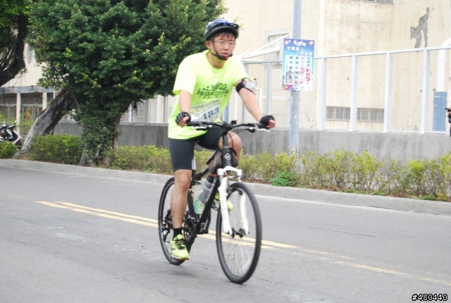 2014年3/9高雄愛河鐵人賽自行車起點出發照片