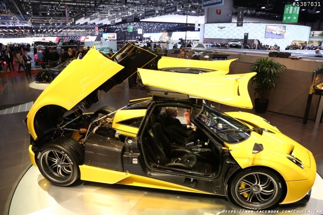 義大利精品超跑 Pagani Huayra& Zonda Revolucion圖多分享
