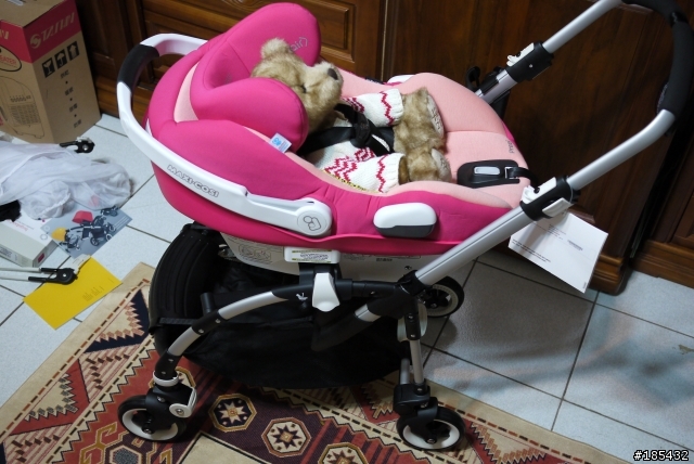 開箱Bugaboo bee plus推車 2014/2013 以及Maxi Cosi Prezi Infant Seat提籃開箱