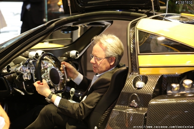 義大利精品超跑 Pagani Huayra& Zonda Revolucion圖多分享
