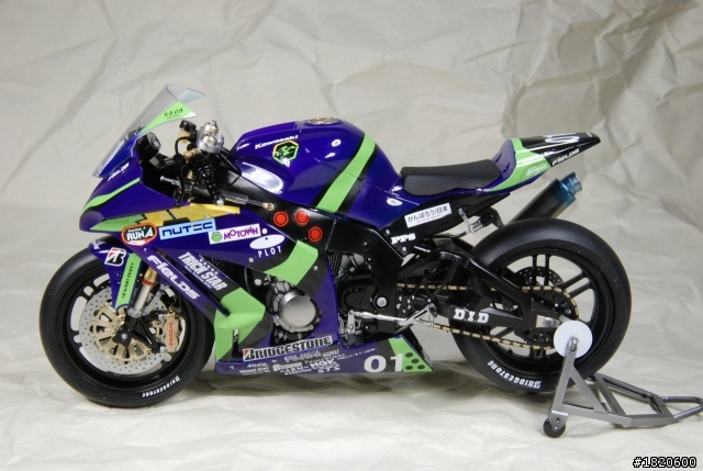 <圖片分享>鈴鹿8耐の ZX-10R初号機樣式