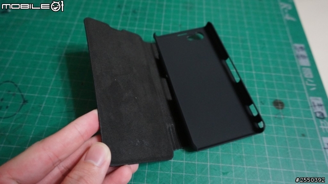 『 開箱 + 少少實拍 』SONY Z1 Compact 白色 輕旗艦機