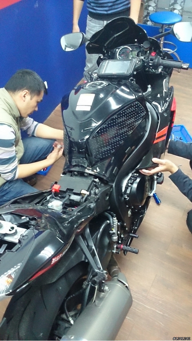 [開箱] 機車專用對講機 wintec MR200-雙人版+南極星GPS-1688測速器