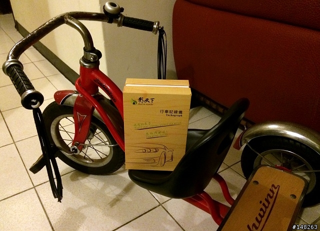 GT680W GPS 行車紀錄器開箱 順便 PK G1W白牌機 [兩台皆為聯詠NTK96550+AR0330]