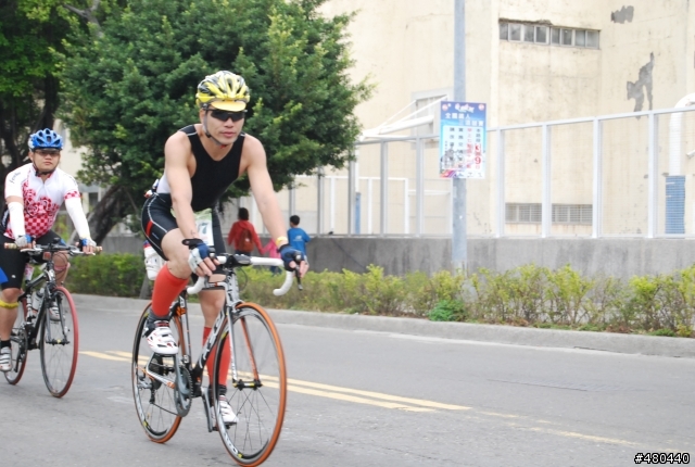 2014年3/9高雄愛河鐵人賽自行車起點出發照片