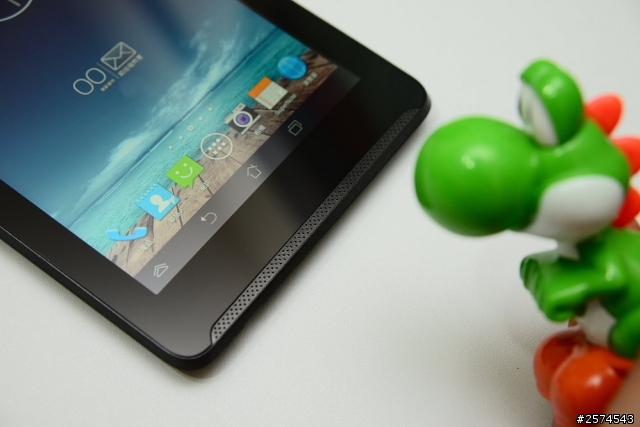 全家入手的ASUS Fonepad 7簡單開箱