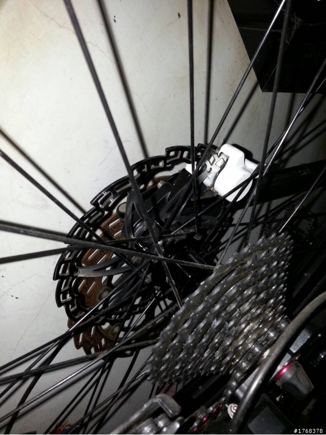 請各位大大幫我看看這台車這樣的配備是否適合OFF ROAD