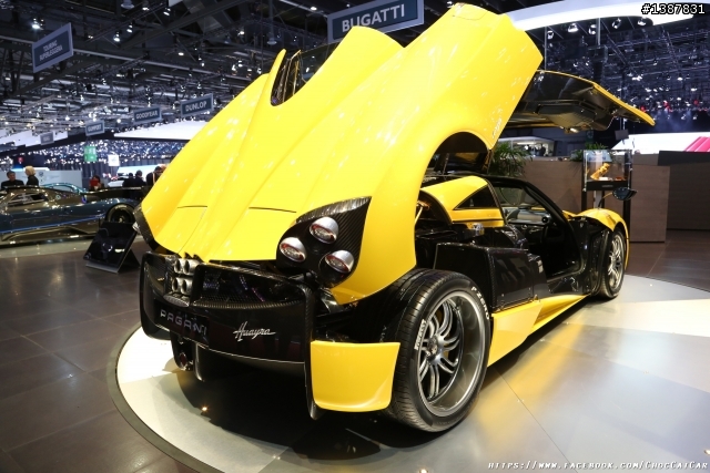 義大利精品超跑 Pagani Huayra& Zonda Revolucion圖多分享