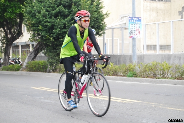 2014年3/9高雄愛河鐵人賽自行車起點出發照片