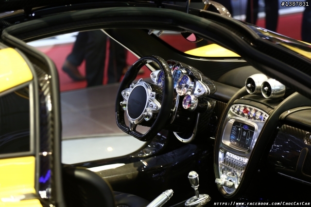 義大利精品超跑 Pagani Huayra& Zonda Revolucion圖多分享