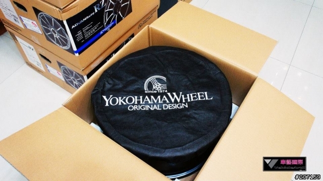 [分享] 不斷駕馭前進 17吋 Advan RZ For VW Golf