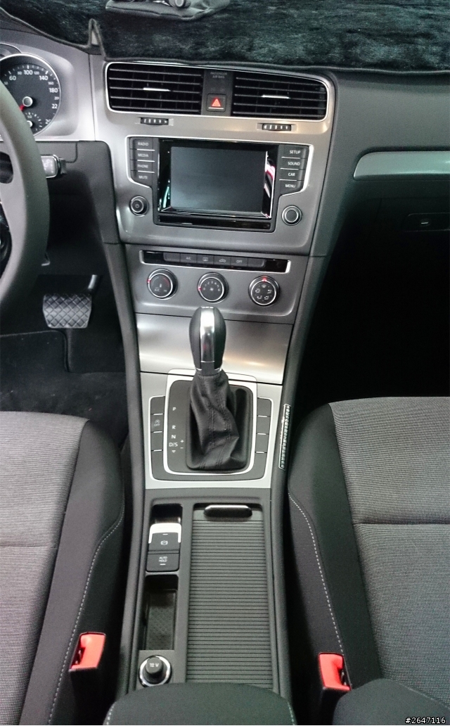 【開箱】正14 Golf 7 1.6TDI +定速+17吋GTI鋁圈+新車鍍膜 (圖多)