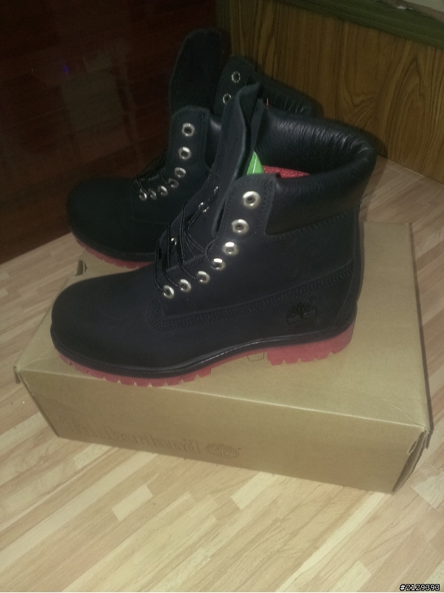TIMBERLAND  6-Inch Premium Boot 不是黃靴是黑紅靴! ! !
