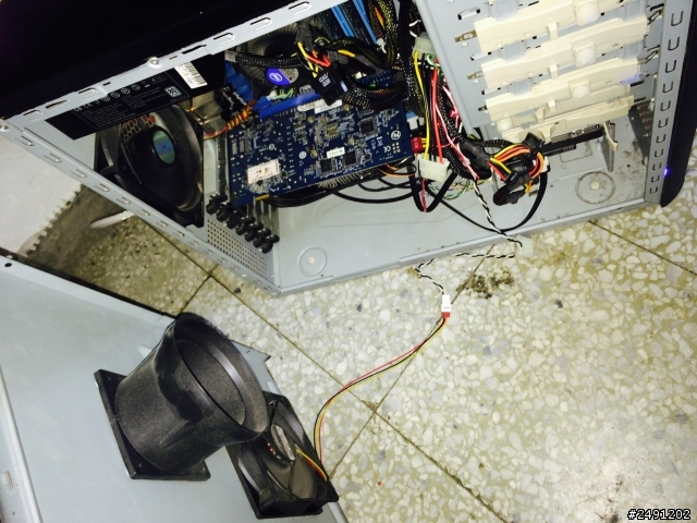 這樣電腦玩D3是否太熱情了?