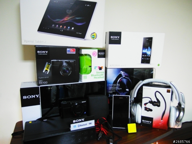 <開箱文> Sony SRS-X5 行動藍芽喇叭之小體積大震撼!!