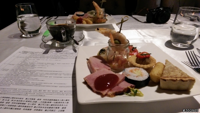 1030411-"hTC同樂會(高雄場)"-M8體驗心得~