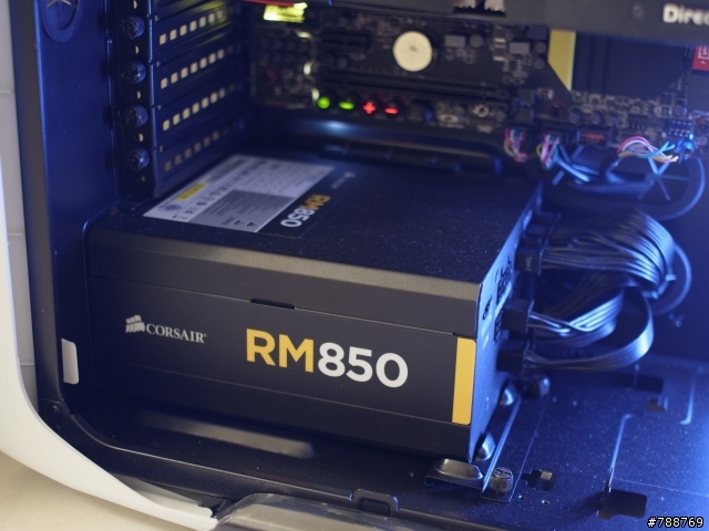 白海盜600T與白魅影530微開箱