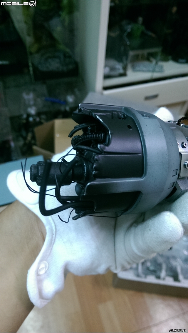 開箱~~~ Hot Toys 機器戰警 ED-209 ~^^~