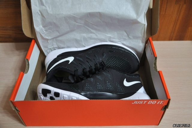 簡易開箱 NIKE FREE 5.0