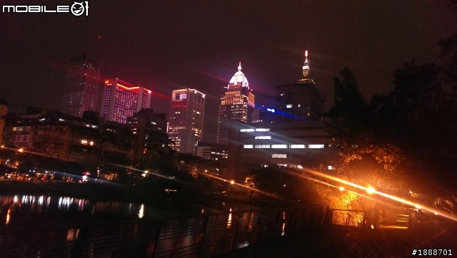我的one m7夜拍問題，非紫光