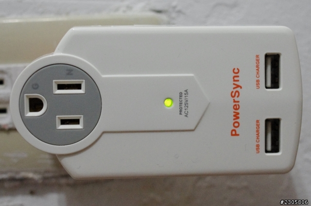 POWERSYNC 群加 防雷擊抗突波電源壁插(3插座+2埠USB插孔) 簡易開箱文