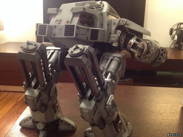 hottoys ed209