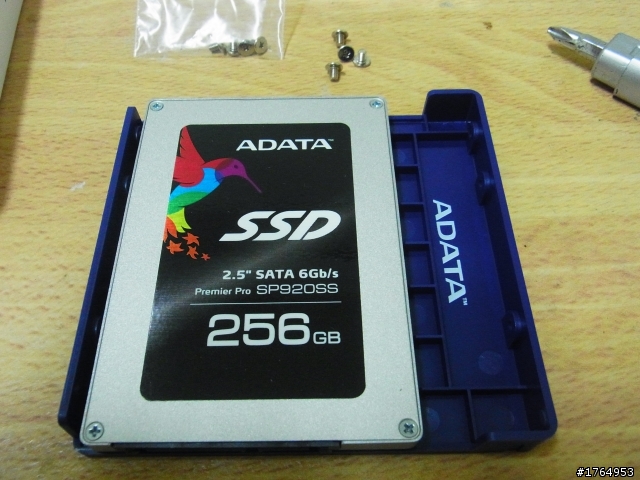 [開箱]M家主控的生力軍~進擊的ADATA Premier Pro SP920 256G