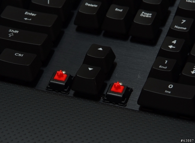 CORSAIR電競級紅軸機械鍵盤 - Vengeance K65與K95使用心得