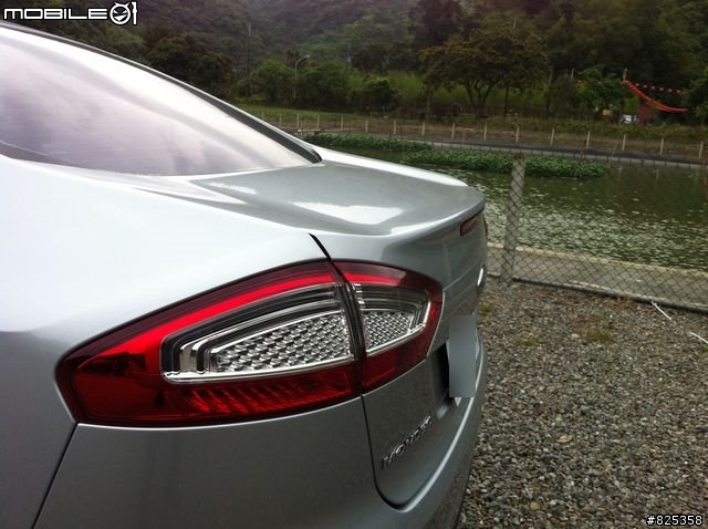 2014 Mondeo TDCi 豪華型，開箱。圖多字多。由Metrostar換成TDCi。
