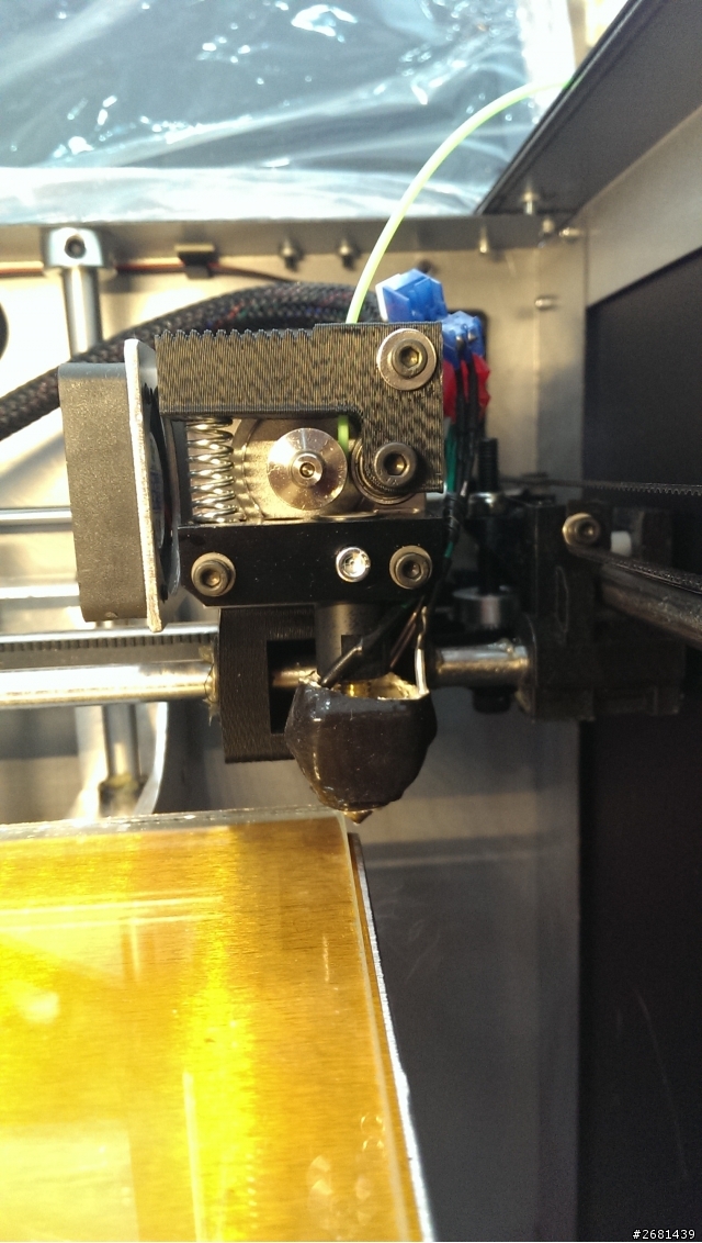 3D printer  開箱文  Solidoodle 4代    有蓋子的機器終於來囉 (灑花)(灑花)